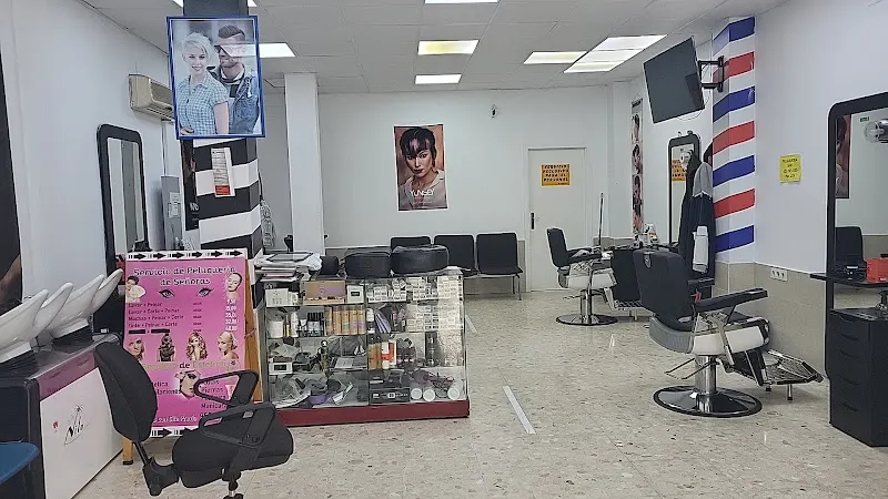 Peluquería Maxi - Peluquería en Sevilla - foto 2