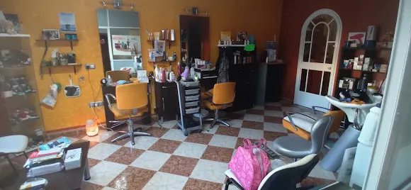 Peluqueria Amparo - Peluquería en Lucena