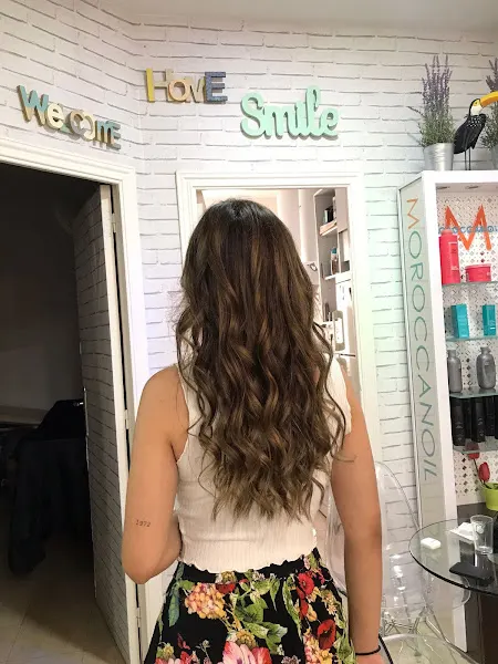 Raya Peluqueros