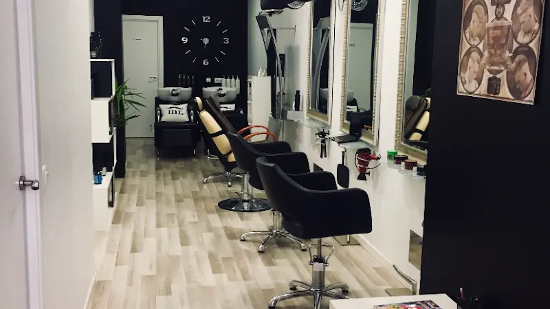Peluquería de caballeros Style Men's - Peluquería en Zaragoza - foto 2