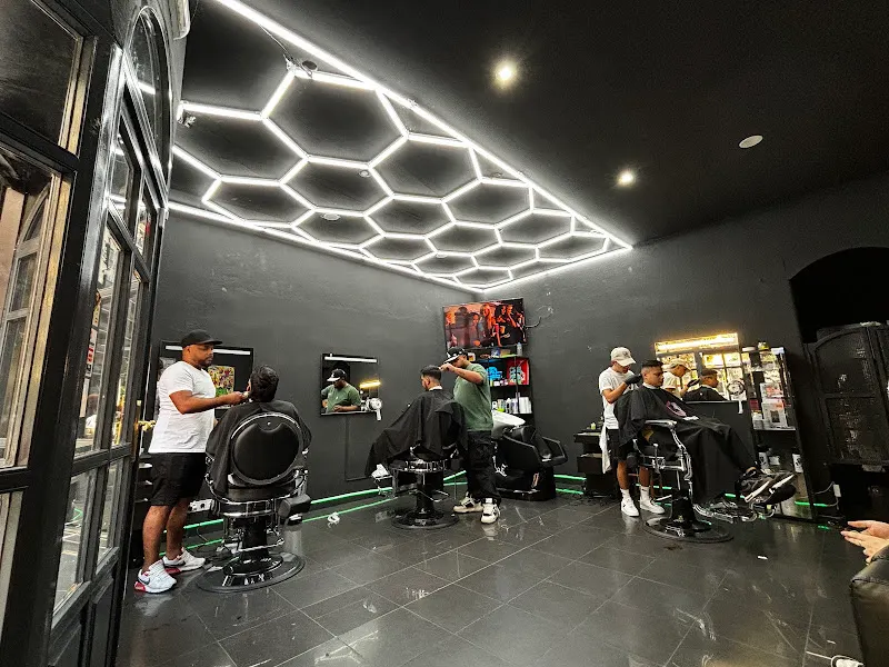 Barbershop MC BROWN - Peluquería en Zaragoza - foto 2