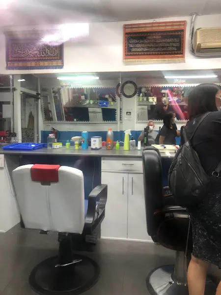 Peluquería Prince - Peluquería en Zaragoza - foto 2