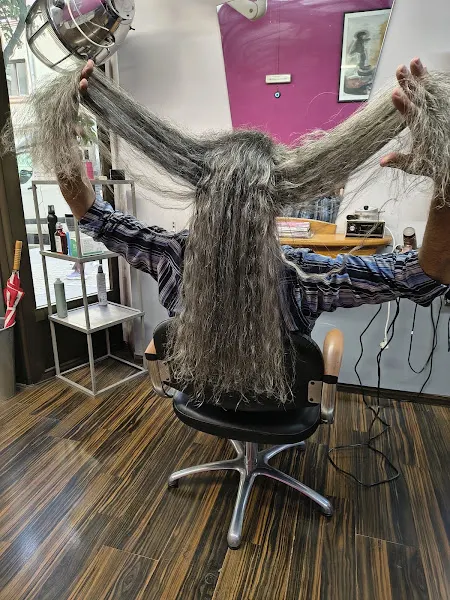 peluquería A M C - Peluquería en Zaragoza - foto 2