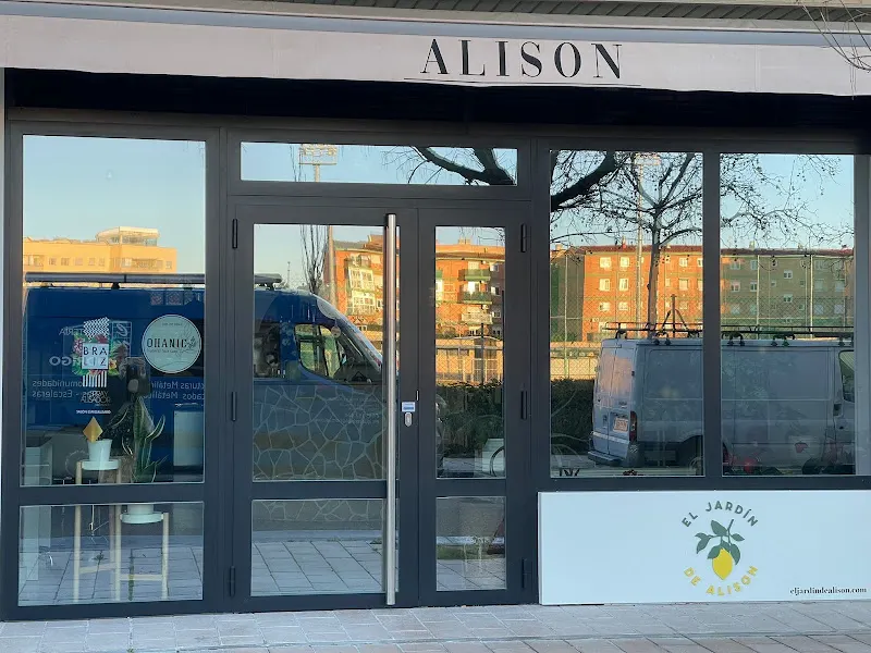 El Jardín de Alison - Peluquería en Zaragoza - foto 2