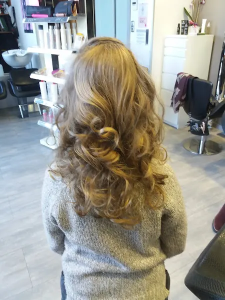 Peluquería Silvia Moyá