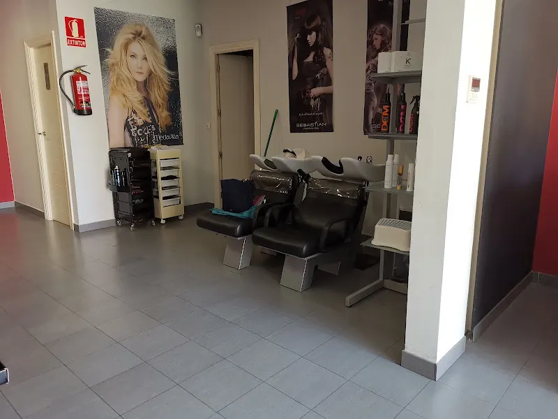Menudos Pelos - Peluquería en Zaragoza - foto 2