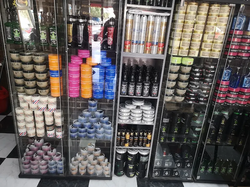 Peluqueria Milan 2 - Peluquería en Málaga - foto 2