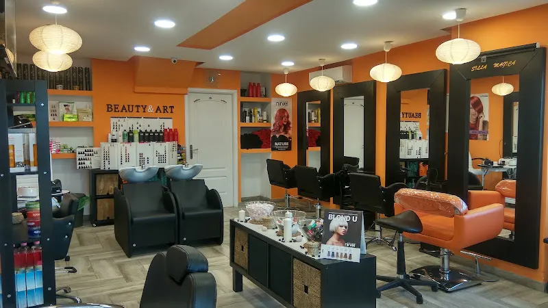 Peluquería Beauty & Art II - Peluquería en Málaga - foto 2