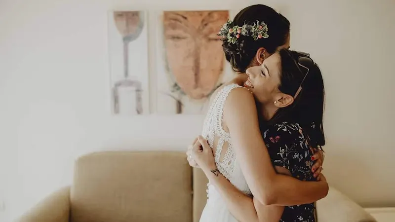 Peluquería y Maquillaje de Novia - Jessie Brides - Málaga