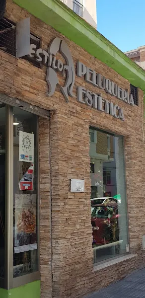 Peluquería Estilos - Peluquería en Málaga - foto 2