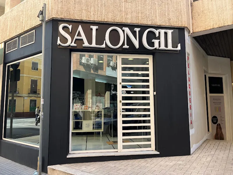 Salón Gil - Malagueta - Peluquería en Málaga - foto 2
