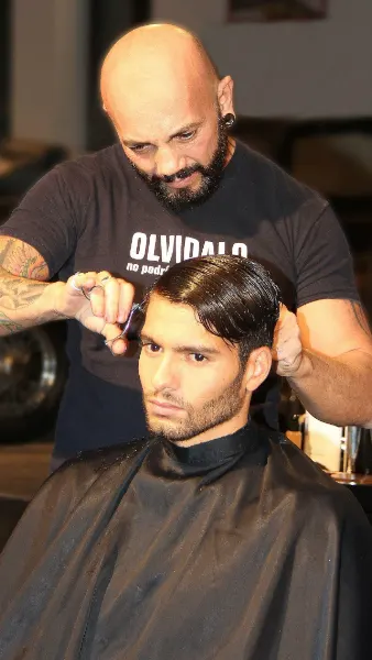 Pelu Ricardo Atencia - Peluquería en Málaga - foto 2