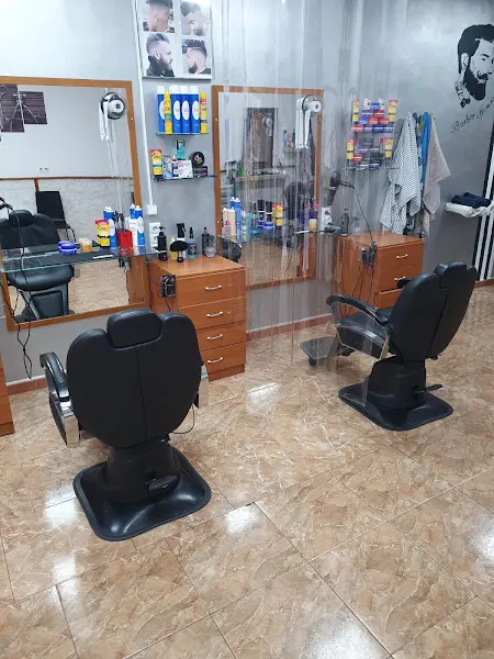 Peluquería Barbería La Paz - Peluquería en Murcia - foto 2