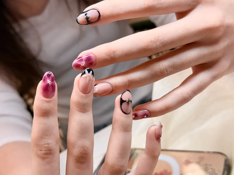 Tina‘s Studio peluquería y uñas - Peluquería en Murcia - foto 2