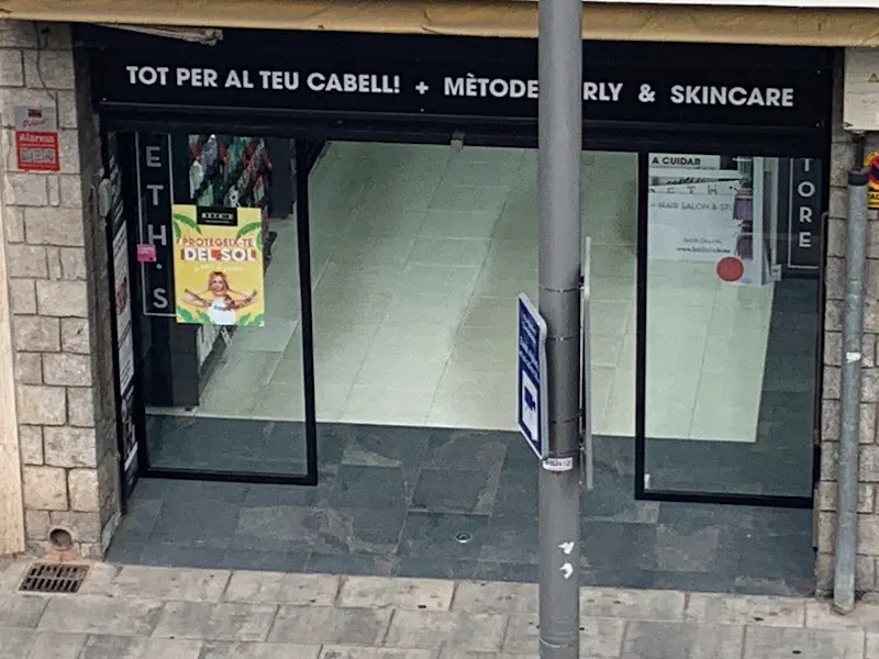 BETH'S HAIR · Castelldefels - Tienda de cosméticos en Hospitalet de Llobregat (L) - foto 2