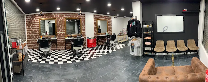 Loyal Barbershop - Barbería en Hospitalet de Llobregat (L) - foto 4