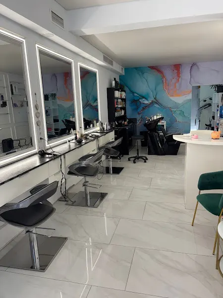 Alea Estilistas - Peluquería en Las Palmas de Gran Canaria - foto 2