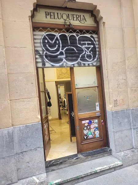Barbería Peluquería LA BRAVA - Bilbao