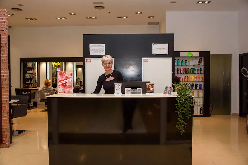 Le Petit Salon Coiffeur, Viladecans - Peluquería en Viladecans - foto 2