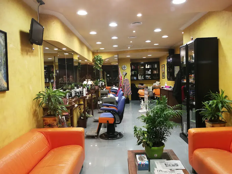 Peluquería Juanfra - Barbería en Alicante - foto 2