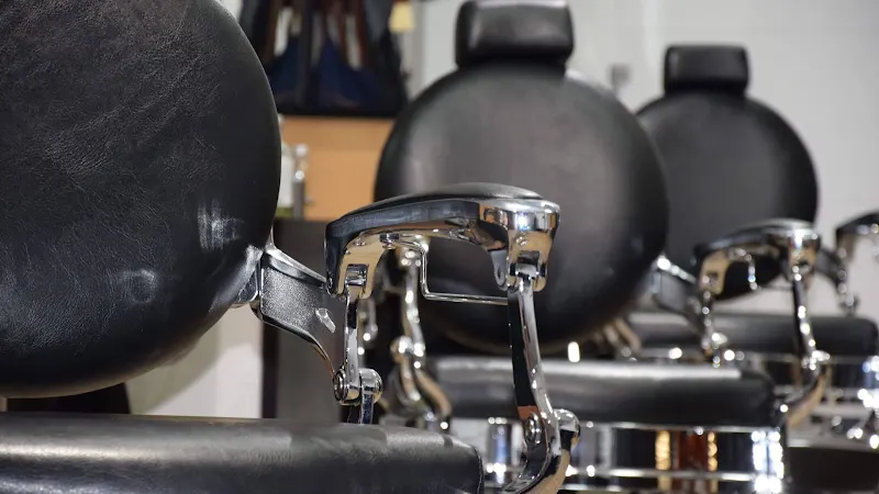 Coolman Peluquería Barbería Estética - Barbería en Alicante - foto 4