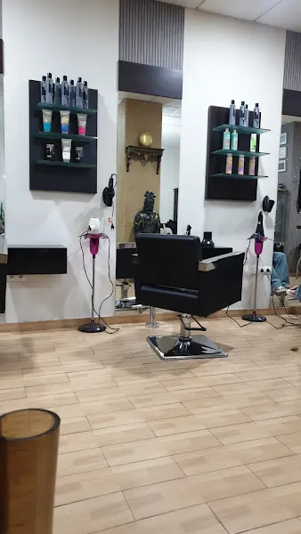 Nirvana Peluqueria Unisex Estética - Peluquería en Alicante - foto 2