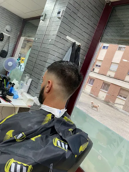Barber Estilos - Barbería en Alicante - foto 2