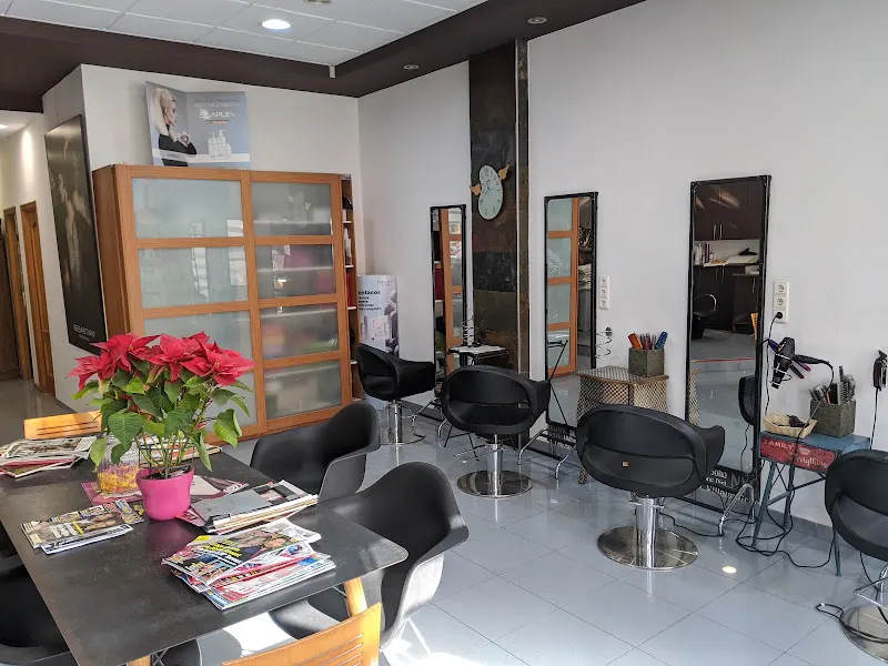 Cash De Peluqueros - Peluquería en Alicante - foto 2