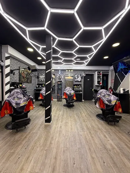 UNIITED BARBER SHOP - Barbería en Alicante - foto 2