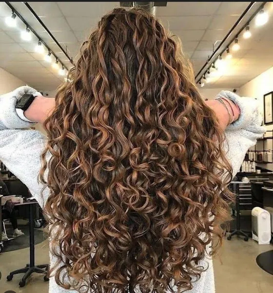 Peluquería de rizos - Peluquería en Alicante - foto 2