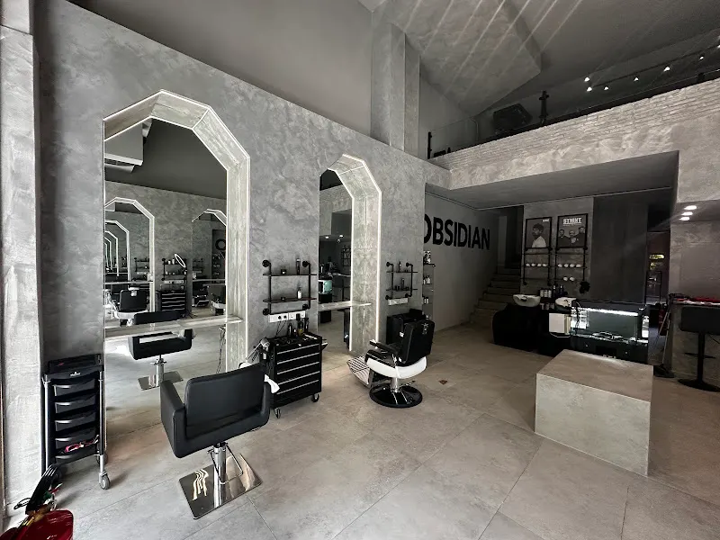 OBSIDIAN BARBERÍA PREMIUM