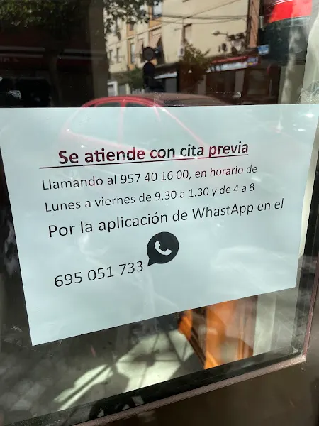 Aguilera Peluquería de caballeros - Peluquería en Córdoba - foto 2