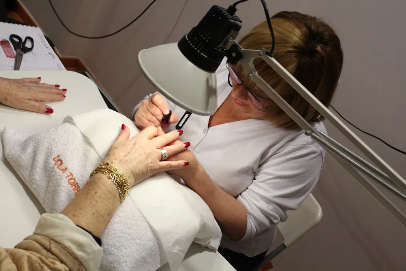 Lola Torrente. Peluquería en Sagunto
