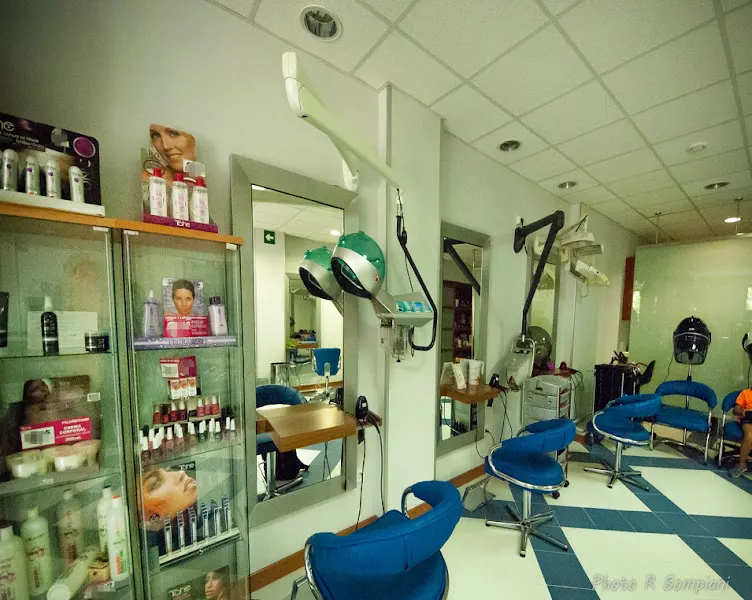 Ruiz Peluqueros - Peluquería en Valladolid - foto 3