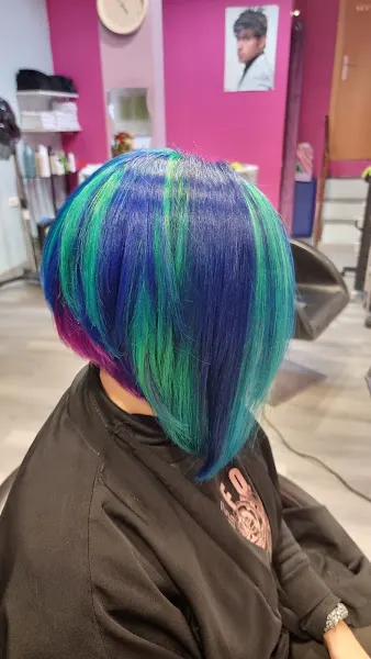 Peluquería Victoria Hoyos - Peluquería en Valladolid - foto 2