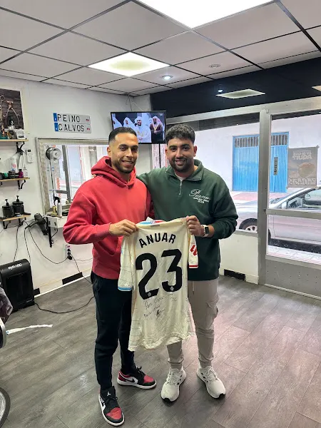 Barbería Peluquería "El Oumari"