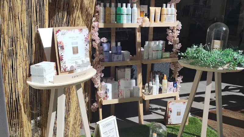 Maria Amoedo Estilistas - Peluquería en Vigo - foto 2