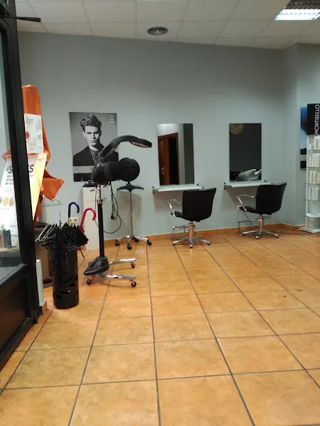 Del Pazo: Peluquería y Estética