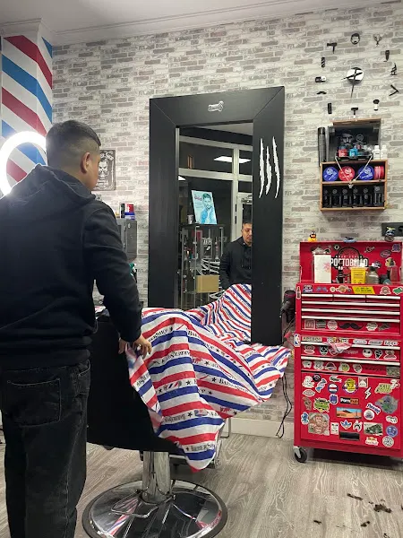 La 23 BarberShop