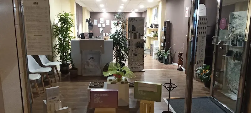 EVA SIERRA Salón de peluquería orgánico - Peluquería en Gijón - foto 2