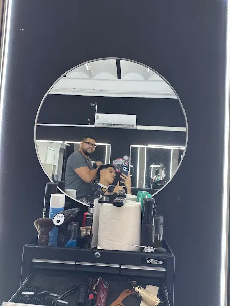 PRADA BARBERSHOP