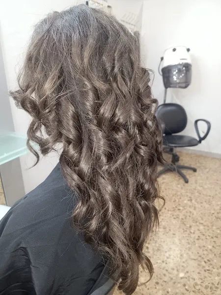 Peluquería Millennium 2000 - Peluquería en Hospitalet de Llobregat (L) - foto 2