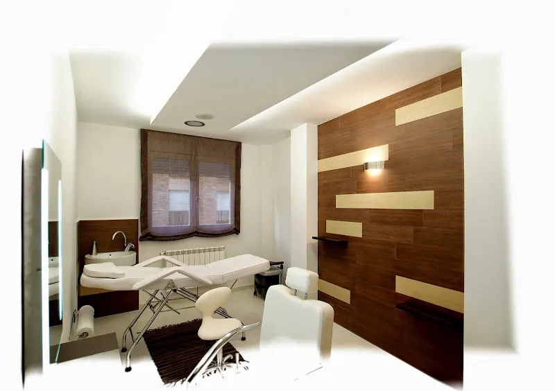 Noe Peluqueros - Peluquería en Ponferrada - foto 2