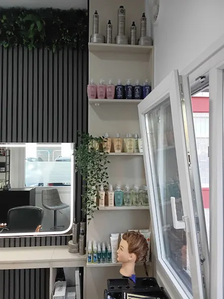 Berlin Studio - Peluquería en Vitoria-Gasteiz - foto 2