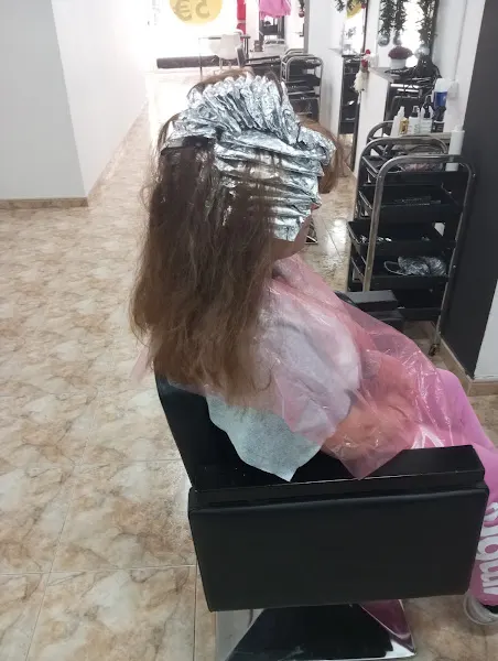 MILANO COSMETICS HAIRDRESSERS LOW COST EL PRAT