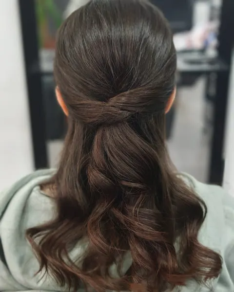 Peluquería y estética Bellis