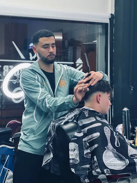Ism4 Barber - Granada