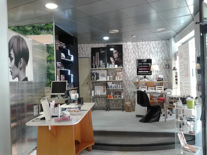 Ferrán Peluqueros - Peluquería en Granada - foto 2