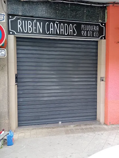 R. Cañadas - Peluquería en Granada - foto 2