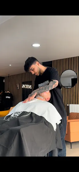 UNNION BARBERÍA | GRANADA CENTRO - Granada